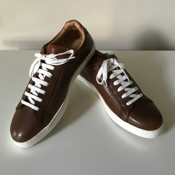 vince camuto tennis shoes